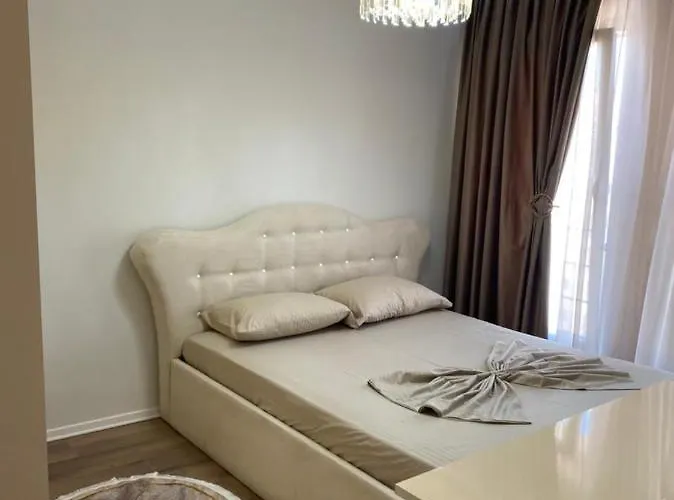 Albjona Apartamento *